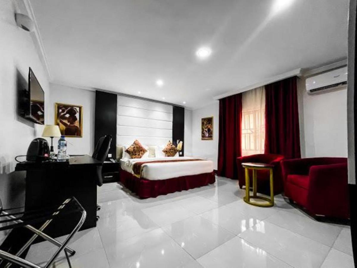 Pasadena Suites Lekki Exteriör bild