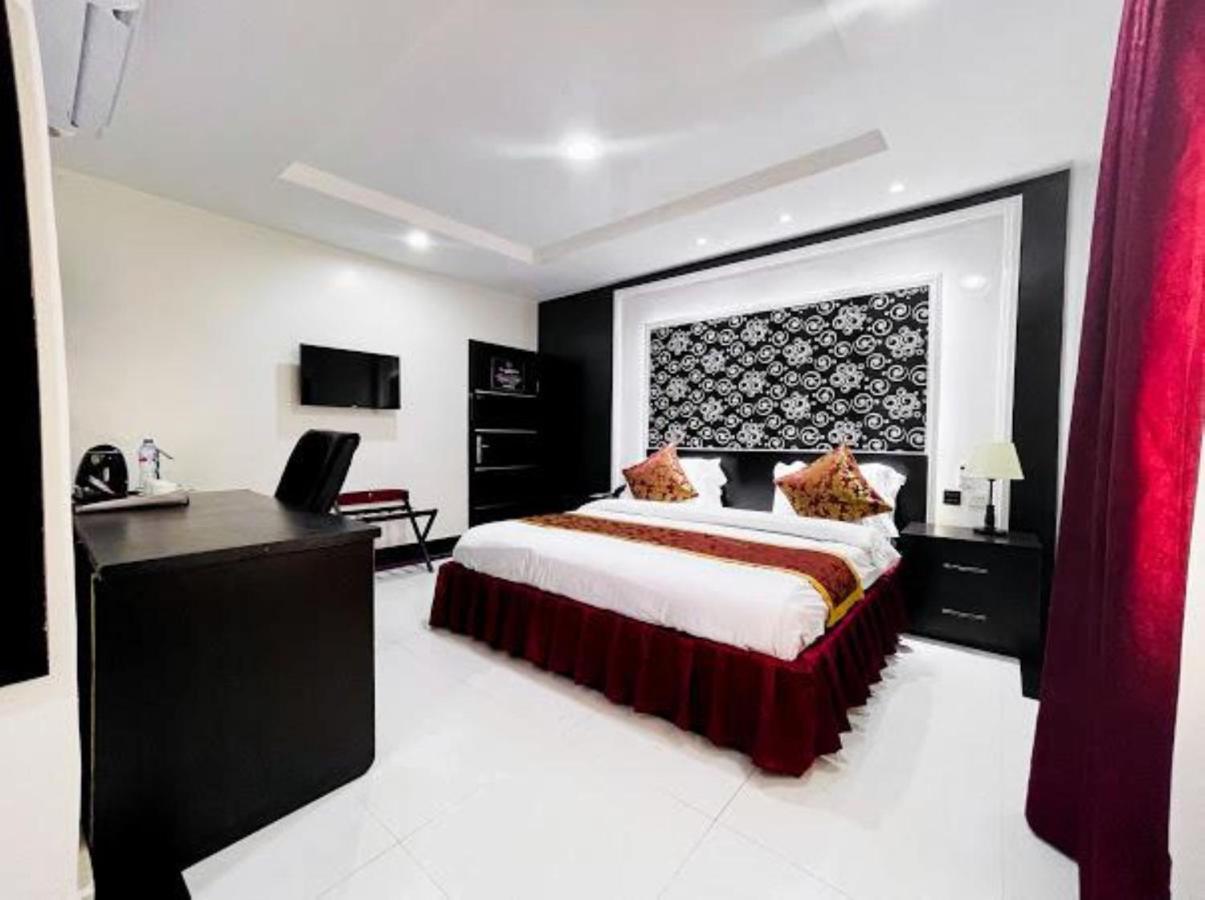Pasadena Suites Lekki Exteriör bild
